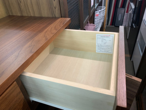 商談中　　　　　　　　　無印良品　サイドボード　キャビネット