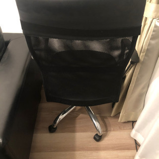 ハイバックオフィスチェアの画像