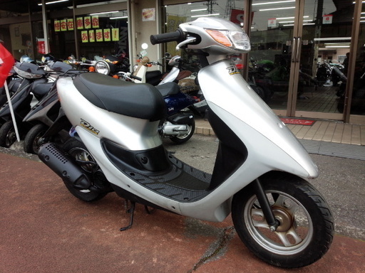 NO.3076　ライブディオ （ＤＩＯ）２サイクルエンジン　シャッターキー（盗難防止装置）シルバー　☆彡