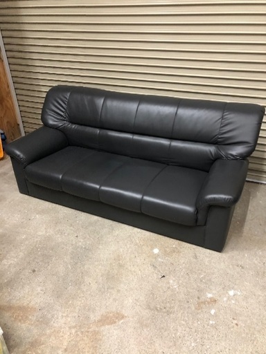 ★旭川市内配送無料★ ★美品★【ソファー】　3人掛けソファー　家具　黒