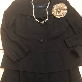 入学式、卒業式　ママスーツ　ROPE にて購入　濃紺　おまけいろいろ