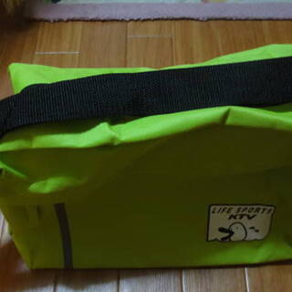 新品　関テレの小さめスポーツバッグの画像