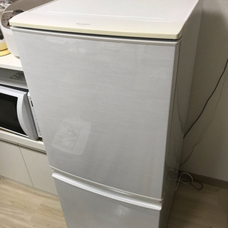 SHARP冷蔵庫（SJ-14X-W）2013年製   2ドア、137L