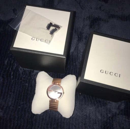 GUCCI インターロッキング　時計
