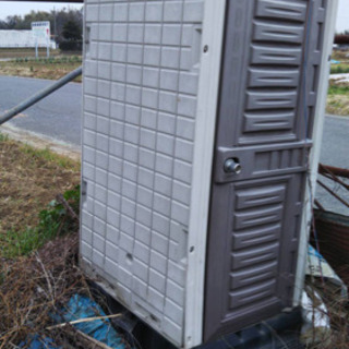 仮設トイレ