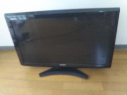 2012年製　SHARP　32型液晶テレビ