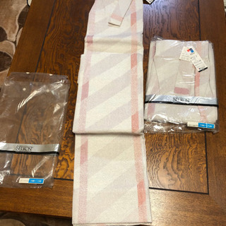 カーテン(新品) 幅１００×丈１３５