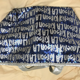 キャスキッドソンとカゴバッグの画像