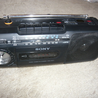 SONY製ラジカセ　簡単操作　程度良 !　[交渉中]