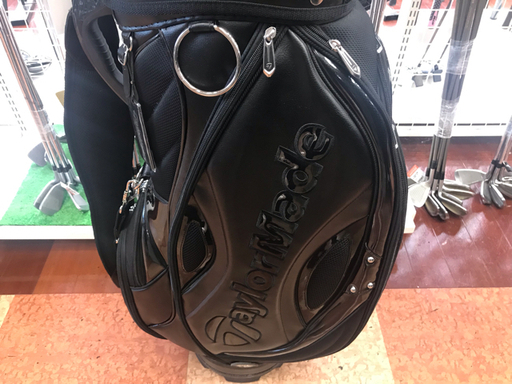 未使用品！TaylorMade(テイラーメイド)　キャディーバッグ　ブラック