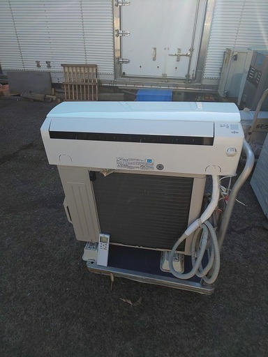 2015年製！エアコン6～9畳 人感センサー