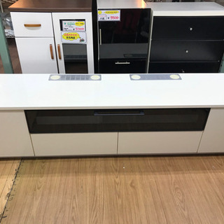 【リサイクルサービス八光　田上店　配達・設置OK】エナメルホワイト＆ブラックガラス　60V型対応　テレビボード