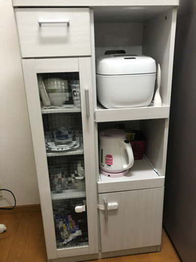 食器棚