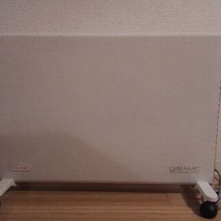 【美品・取扱説明書付】デロンギ　コンベクターヒーター