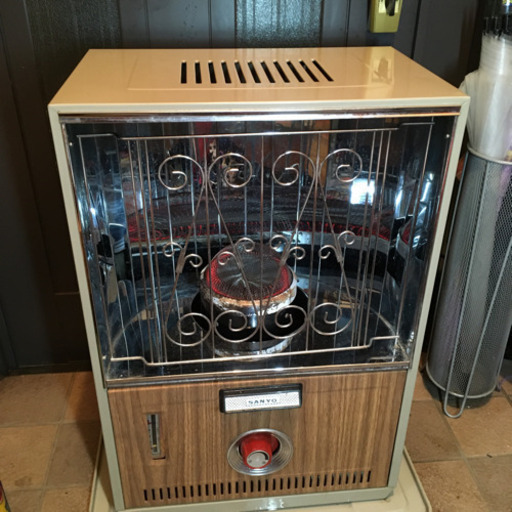 動作品/SANYO/石油ストーブ/OHR-A33型/容量4.0L/芯上下式放射型