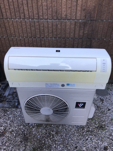 4m標準工事付き15000円中古エアコン、6〜8畳、2011年製、カビ無し、1月29日に作動確認済