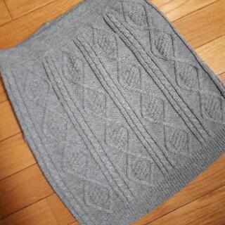 アフリカタロウ　ニットスカート　Mサイズ　格安