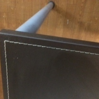 スチール製　表面合皮デスクの画像