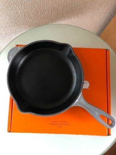 ルクルーゼ  スキレット20c m　使用回数　一回