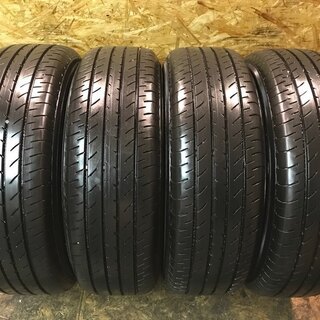 ヨコハマ　ブルーアース　rv rv03 215/65r16 24年製　バリ山 ヨコハマ ブルーアース rv rv03 215/65r16 24年製 バリ山 YOKOHAMA