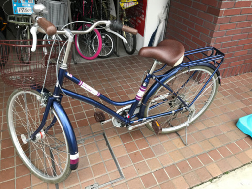 ★美品★26インチ　6段変速　ledオートライ　ローラーブレーキ