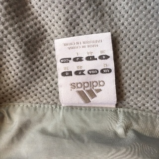 [値下げ！]アディダス　　レディースジャンパーLサイズの画像