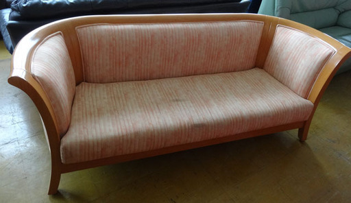 インテリア・家具◆PAKSNWI◆三人掛けソファ　ウッドフレーム　ファブリック　幅約177cm　ゆったり　USED