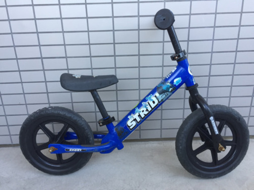 ストライダー 青 セール STRIDER 14x 青 キッズバイク 送料込