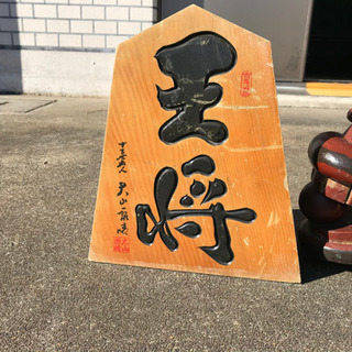 よくわからない置物