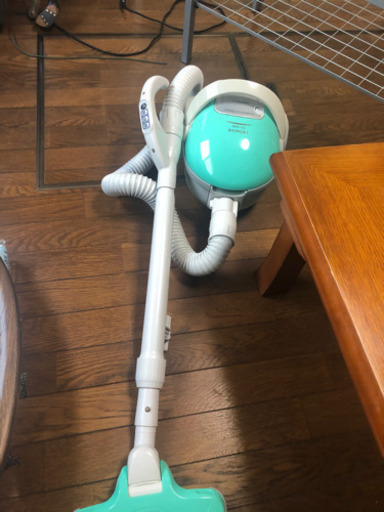 掃除機、ハンドレスクリーナー