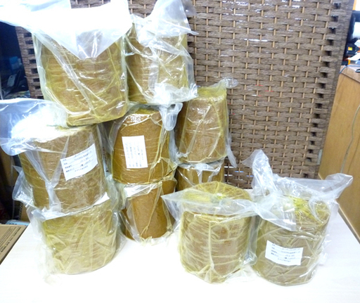 未使用 ヤマウチ㈱ ペトロラタム系防食テープ スーパーペトラテープ 150mm×10m 10個セット 札幌市 白石区 東札幌