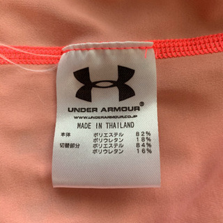 アンダーアーマー　トップスの画像