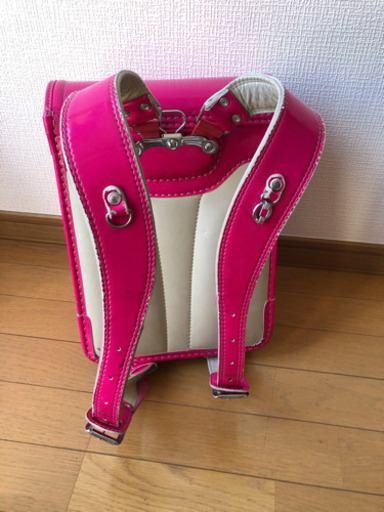 ランドセル　蛍光系ピンクラメ