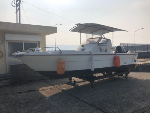 ヤンマー、21フィート スズキ70馬力  船 鹿児島 船舶 係留