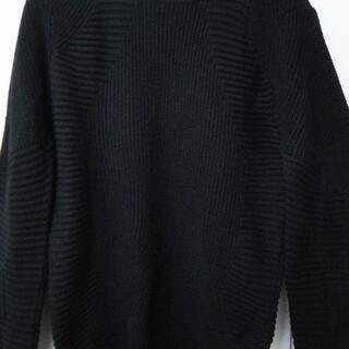 ZARA MANザラおしゃれなデザイン波柄ニットセーター黒Ｍサイズ