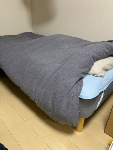 シングルベッド