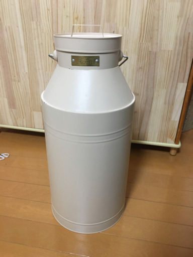 ミルクタンク　アンティーク