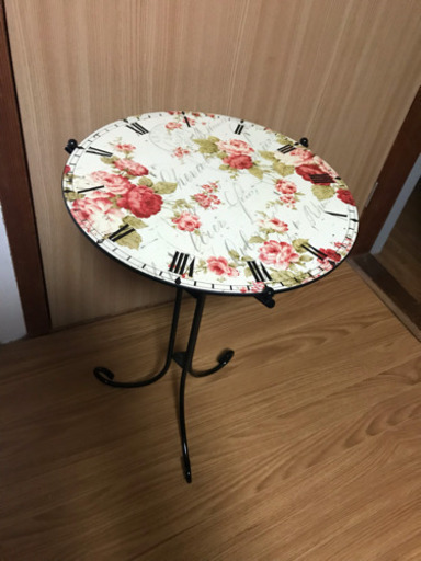 アンティークなテーブル美品