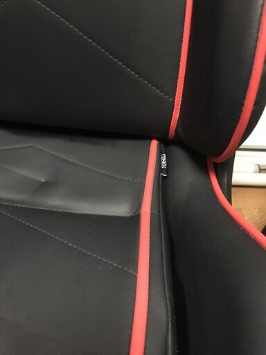 ゲーミングチェア DXRacer / DXZ-RDN レッド 2年ほど使用