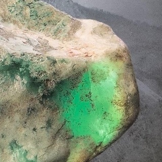 ⭐新潟県糸魚川市産のヒスイ原石大好きです✨️糸魚川市産のヒスイ原...