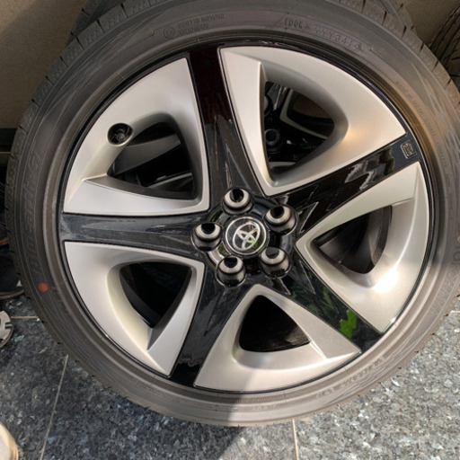 50系プリウス　後期　純正品