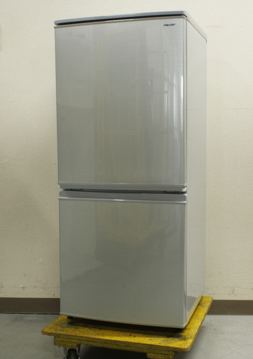 ▲▽SHARP 冷蔵庫 SJ-D14D-S 137L 2018年製 シャープ つけかえどっちもドア 新生活 単身サイズ△▼