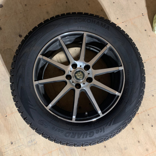 ハリアー スタッドレス 4本セット 17インチ バリ溝  225/65R17
