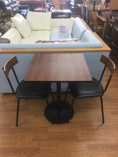 【ニトリ】カフェテーブル3点セット売ります！