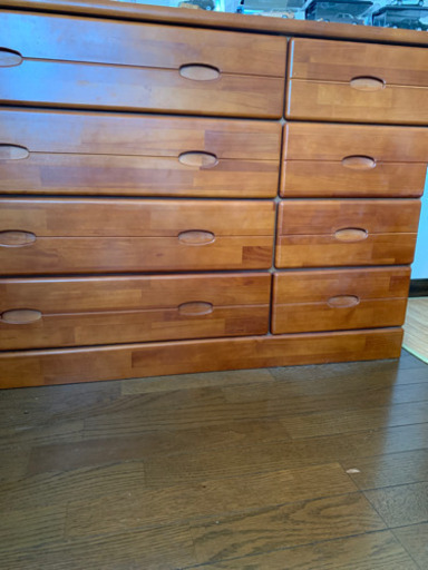 収納家具　衣類収納