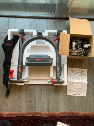 Minoura V-130 自転車トレーナー負荷調整式　汗取り付き