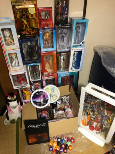 エヴァンゲリオン　フィギュア　グッズ　コレクション