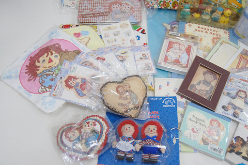 まとめて Raggedy Ann&Andy ラガディ グッズ 未開封もあり！ メモ帳 ペンケース 小物入れ 等 アンディ アン アーサー  ☆ PayPay(ペイペイ)決済可能 ☆ 札幌市 清田区 平岡