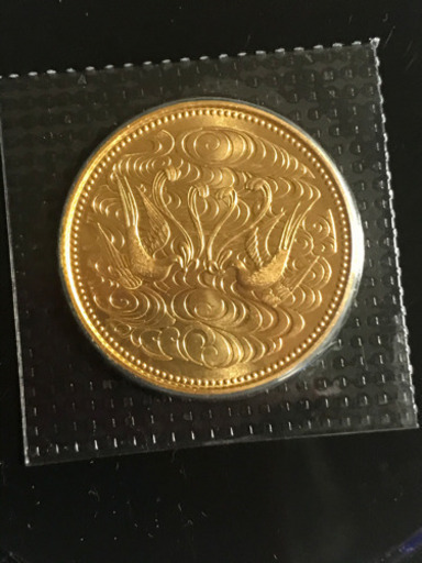 天皇陛下御在位60年記念 10万円金貨
