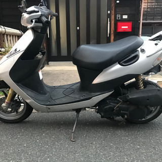 置き場所が無いので安くで譲ります。